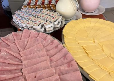 arraial-desayuno-fiambres