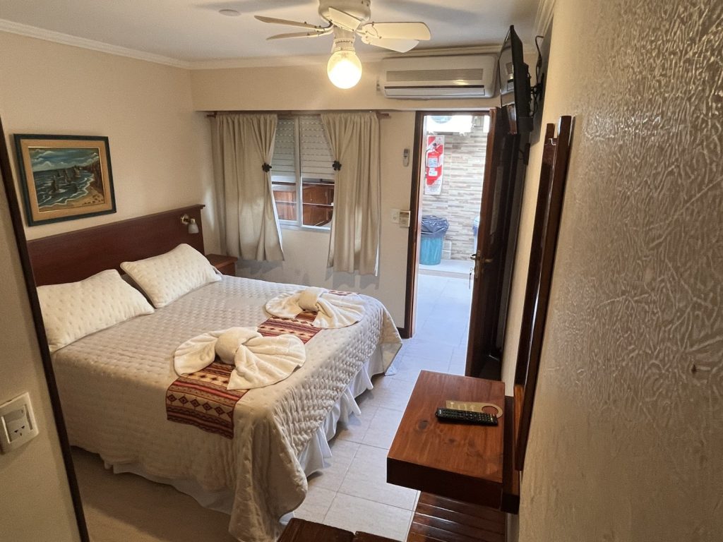 Habitación doble con cama matrimonial